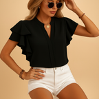 Sleeveless elegant blouse for women with tailored fit and lightweight fabric, perfect for work, evenings out, or everyday elegance.